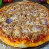43. Pizza mit Thunfisch